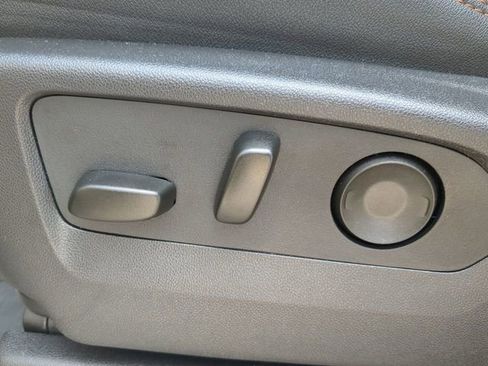 Used 2025 GMC Sierra 1500 AT4 w/ AT4 Premium Package image 22