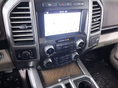 Used 2019 Ford F150 Limited image 17