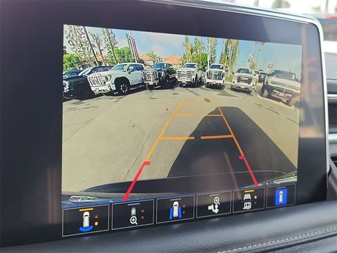 Certified 2022 GMC Yukon SLT w/ SLT Premium Package image 14