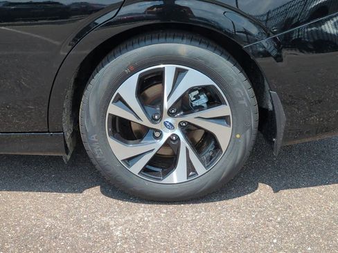 Certified 2025 Subaru Legacy Premium w/ Popular Package #1A image 13