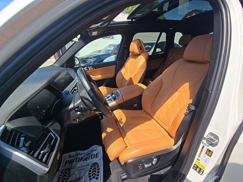 Used 2023 BMW X5 xDrive40i w/ Premium Package AWD/4WD image 6