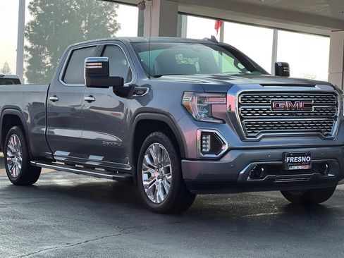 Used 2020 GMC Sierra 1500 Denali w/ Denali Premium Package image 2