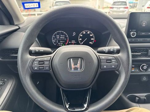 Used 2025 Honda HR-V LX image 11