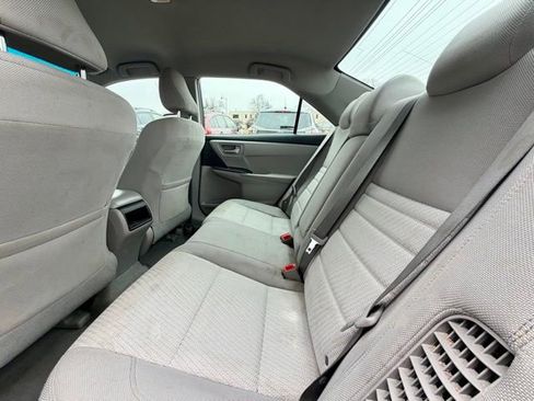 Used 2016 Toyota Camry LE image 13