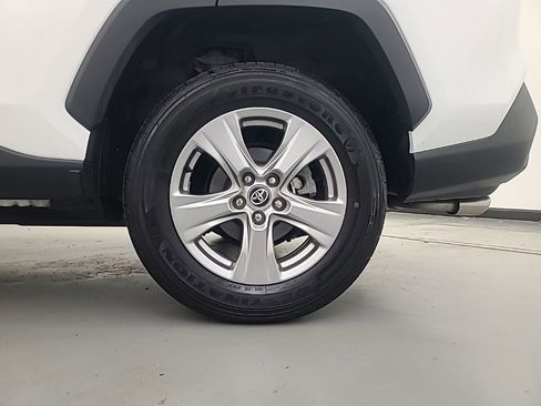 Used 2025 Toyota RAV4 XLE image 11