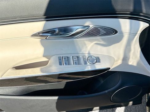 Used 2024 Genesis GV70 2.5T image 19