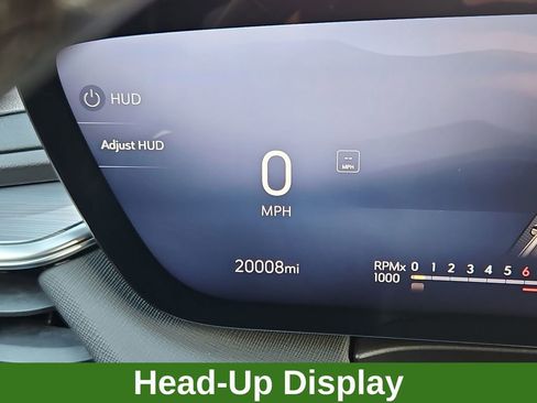 Used 2025 Buick Enclave Preferred w/ Power Package image 13