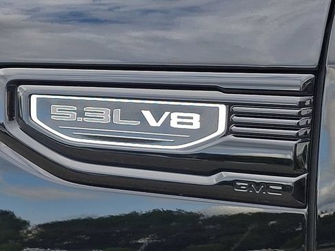 Used 2024 GMC Sierra 1500 Elevation w/ LPO, Elevation Black Package AWD/4WD image 32