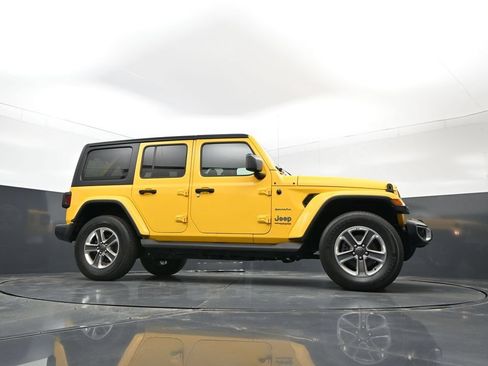 Used 2021 Jeep Wrangler Unlimited Sahara AWD/4WD image 28
