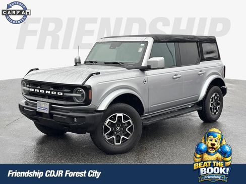 Used 2022 Ford Bronco Outer Banks image 1