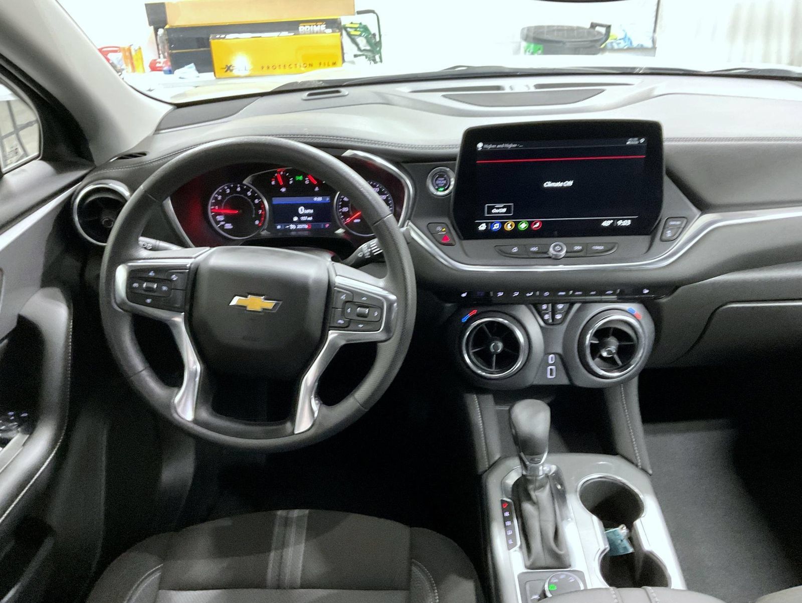 Used 2025 Chevrolet Blazer LT AWD/4WD image 13