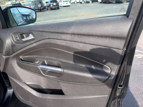 Used 2013 Ford Escape Titanium w/ Parking Technology Pkg FWD image 19