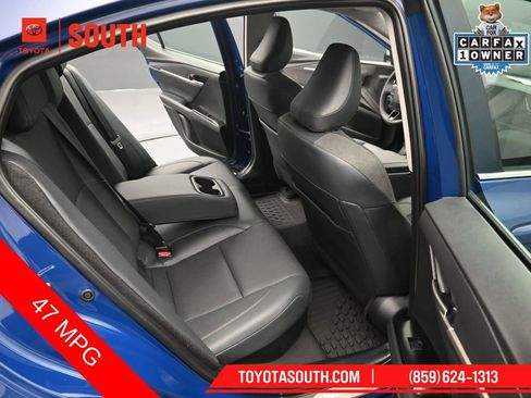Used 2025 Toyota Camry XLE FWD image 30