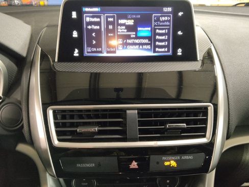 Used 2019 Mitsubishi Eclipse Cross AWD image 25