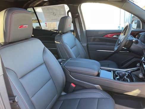 New 2026 Chevrolet Traverse Z71 w/ Driver Confidence Package image 19