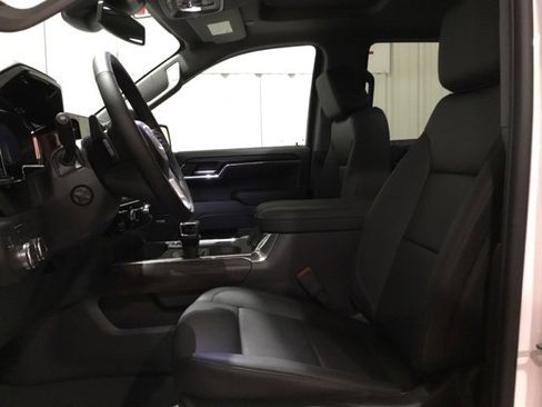 New 2025 GMC Sierra 1500 SLT w/ SLT Premium Package image 34