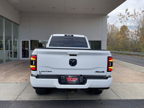 Used 2022 RAM 3500 Limited image 21