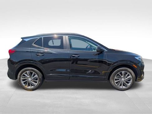 Used 2023 Buick Encore GX Select w/ Sport Touring Package AWD/4WD image 9