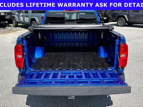 Used 2019 Chevrolet Colorado Z71 AWD/4WD image 28