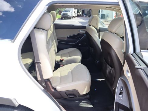 Used 2014 Hyundai Santa Fe Limited FWD image 21
