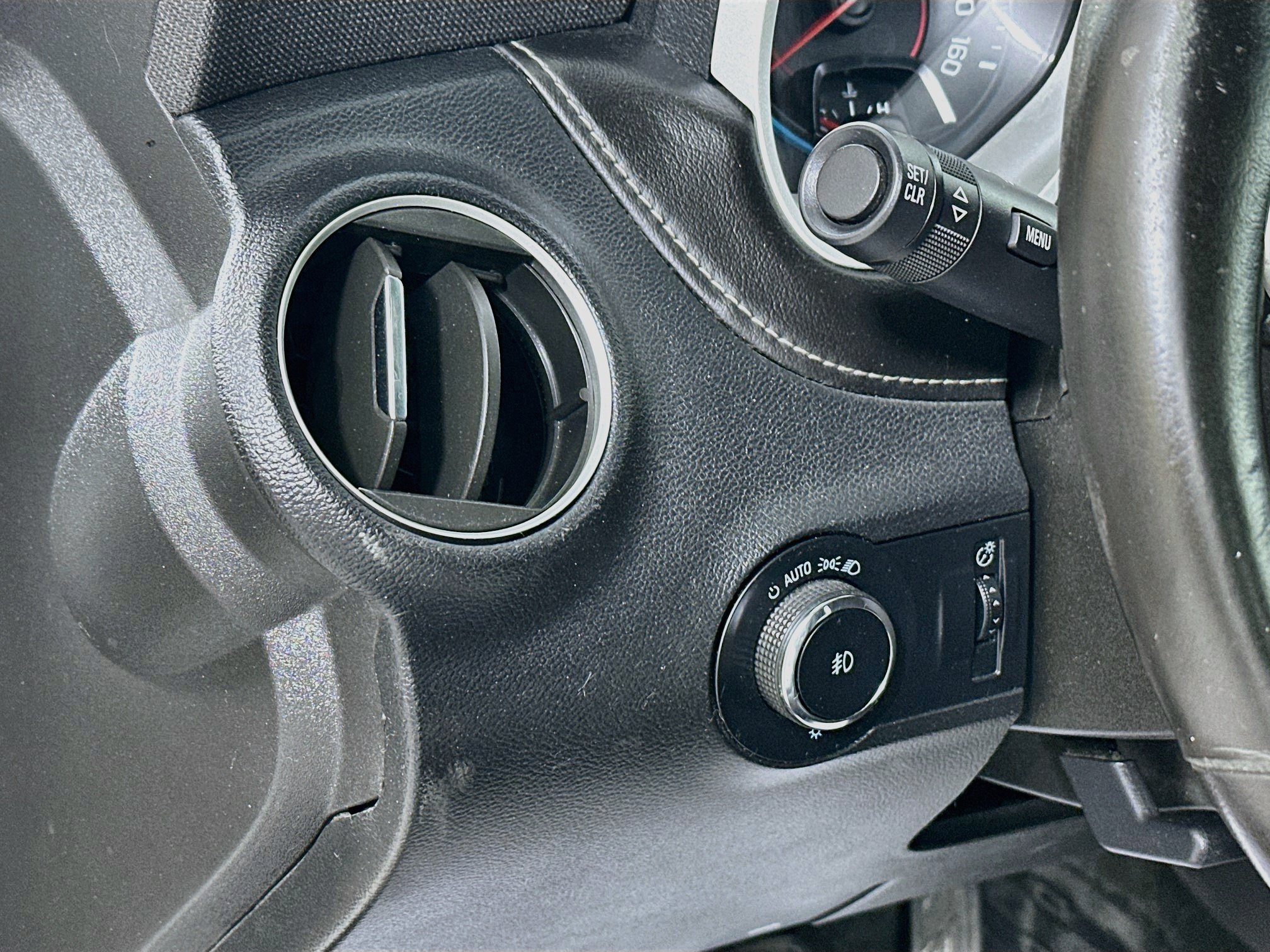 Used 2013 Chevrolet Camaro LT RWD image 10