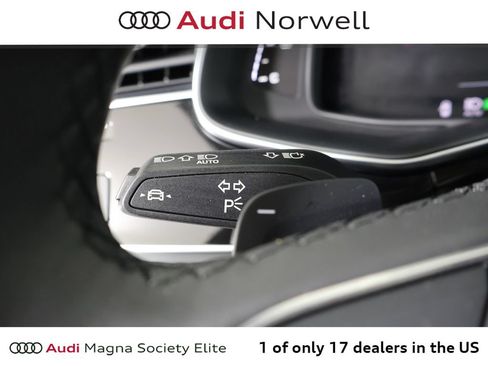 Used 2024 Audi Q7 2.0T Premium w/ Convenience Package AWD/4WD image 30