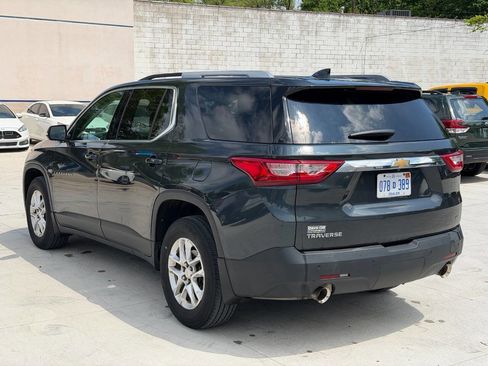 Used 2018 Chevrolet Traverse LT FWD image 5