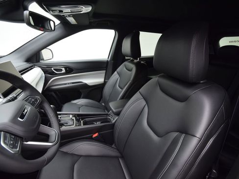 New 2026 Jeep Compass Limited w/ Sun, Sound & Navigation Group image 31