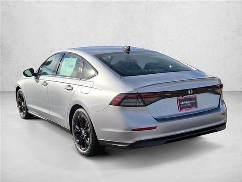 New 2025 Honda Accord SE image 9
