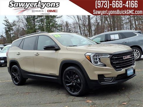 Certified 2023 GMC Terrain SLE w/ Driver Convenience Package image 1