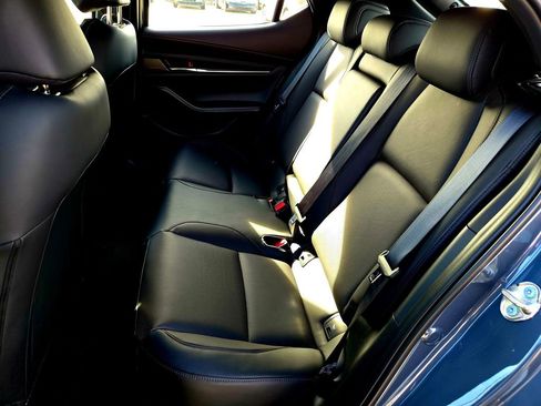 New 2026 MAZDA MAZDA3 2.5 S Hatchback w/ Premium Pkg image 18