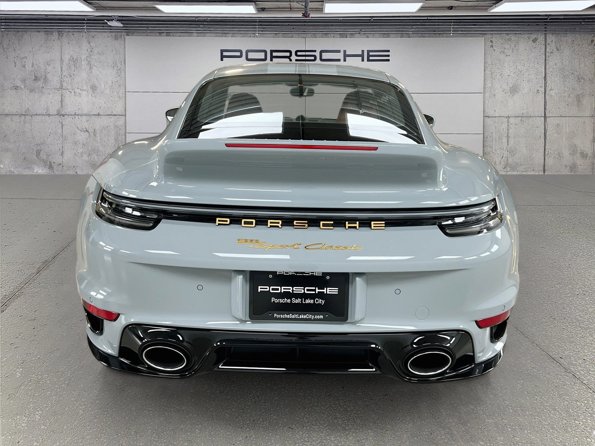 Certified 2023 Porsche 911 Sport Classic RWD image 10