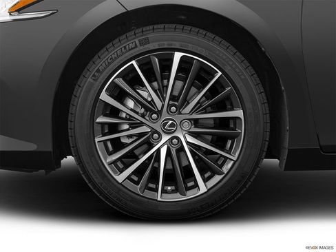 New 2025 Lexus ES 350 Ultra Luxury image 6