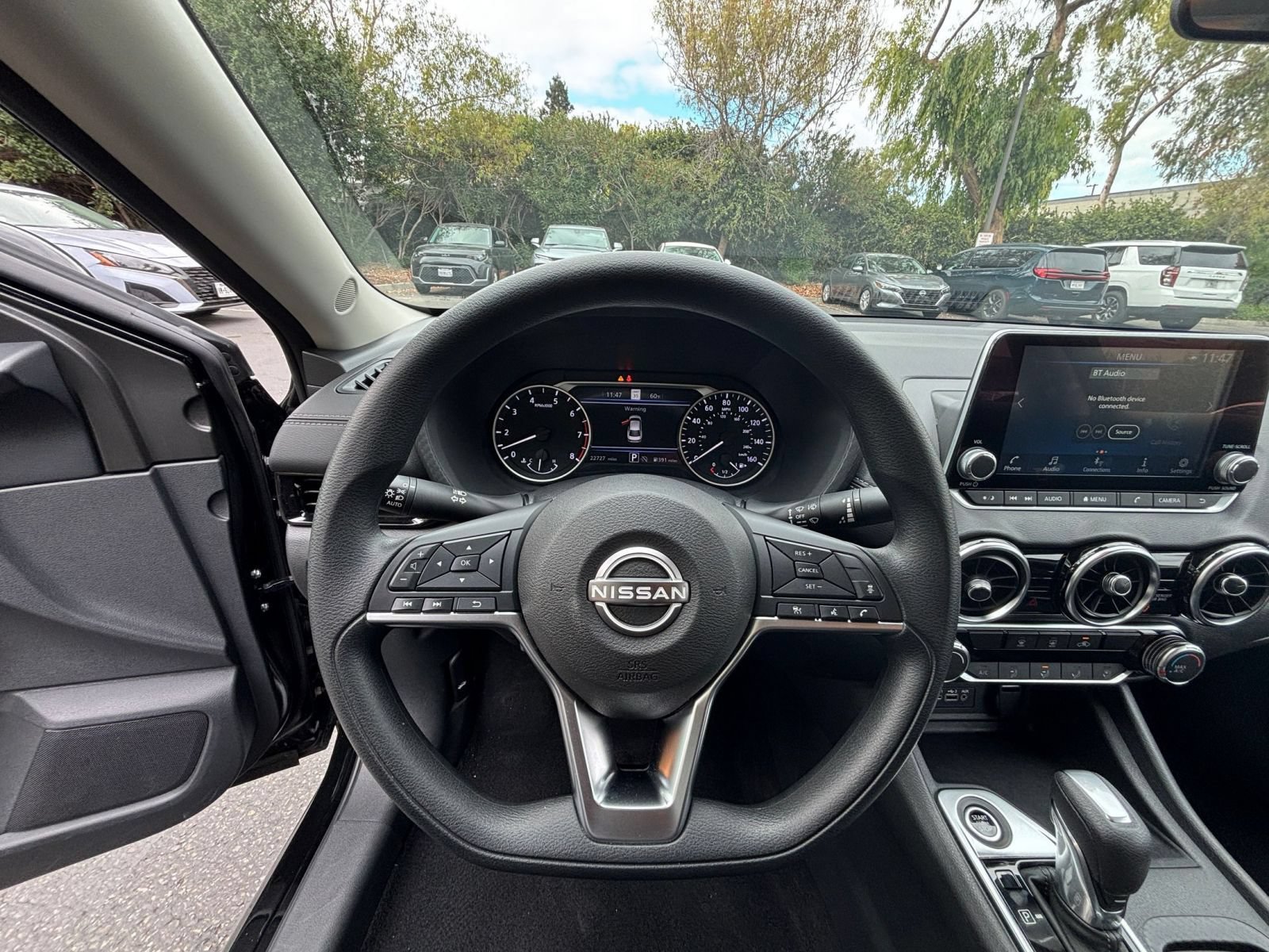 Used 2025 Nissan Sentra SV FWD image 31