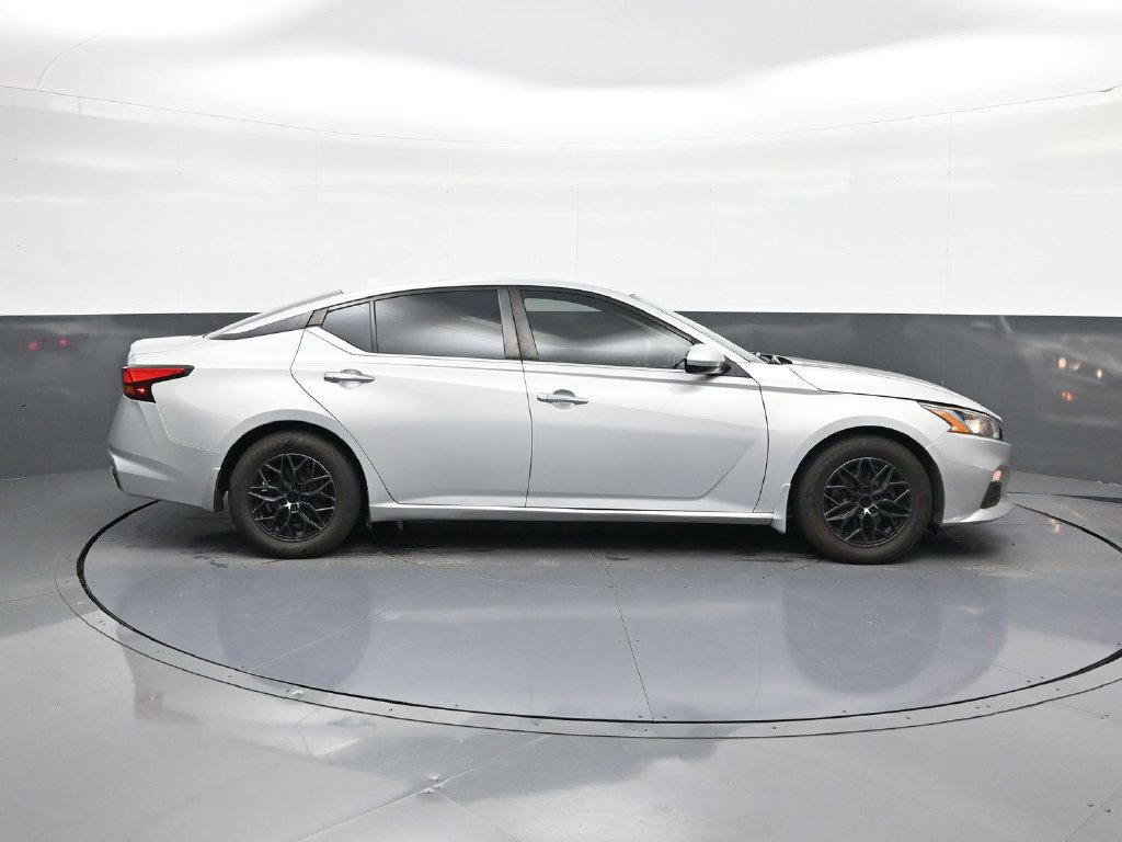Used 2020 Nissan Altima 2.5 S FWD image 11