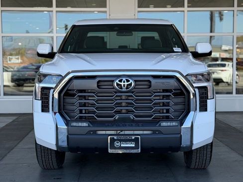 New 2026 Toyota Tundra SR5 AWD/4WD image 4