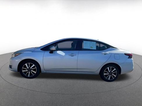 Used 2025 Nissan Versa SV FWD image 8