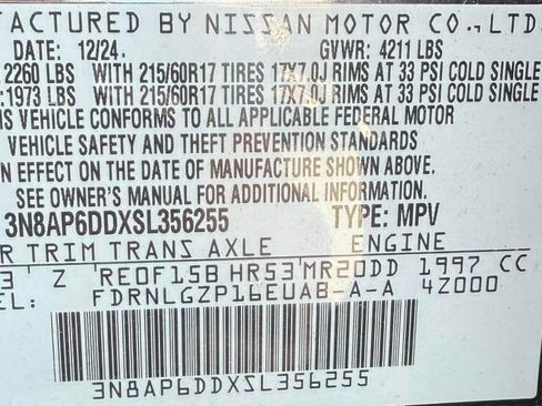 Used 2025 Nissan Kicks SR w/ SR Premium Package AWD/4WD image 15