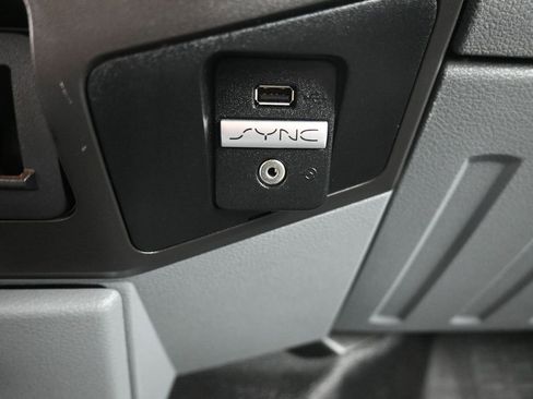 Used 2016 Ford F250 XL w/ Power Equipment Group image 17