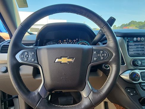 Used 2017 Chevrolet Tahoe Premier AWD/4WD image 12