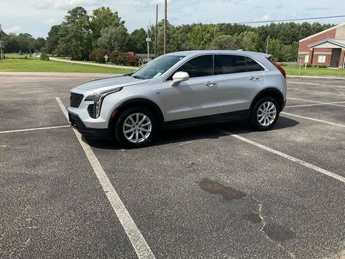 Used 2021 Cadillac XT4 Luxury FWD image 12