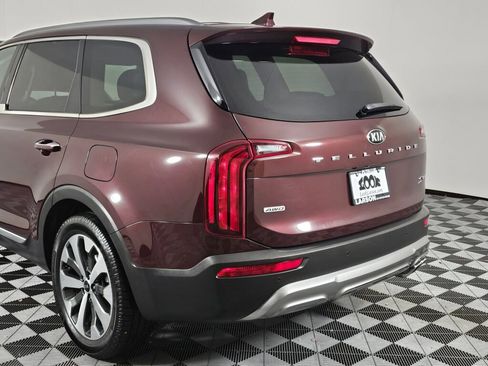Used 2020 Kia Telluride S AWD/4WD image 13