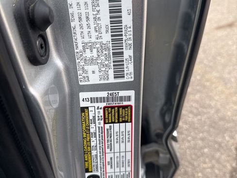 Used 2022 Toyota Tundra Capstone image 12