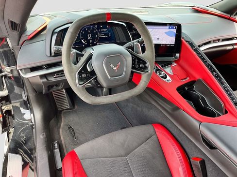 Used 2022 Chevrolet Corvette Stingray Preferred Cpe w/ Z51 Performance Package RWD image 23