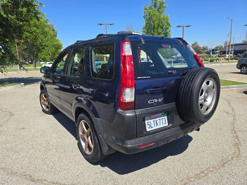 Used 2005 Honda CR-V LX image 7