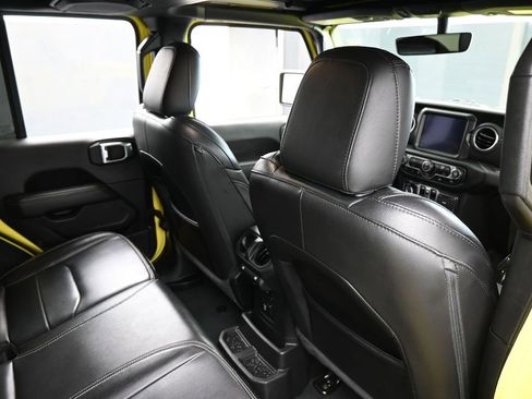 Used 2023 Jeep Wrangler Unlimited Sahara image 46