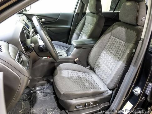 Used 2024 Chevrolet Equinox LT AWD/4WD image 9
