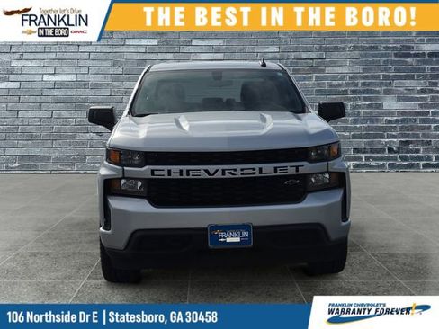 Used 2022 Chevrolet Silverado 1500 Custom w/ LPO, Blackout Package RWD image 9