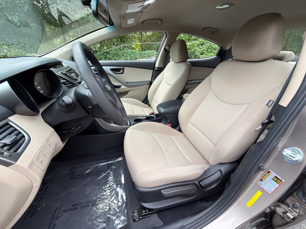 Used 2016 Hyundai Elantra SE FWD image 15