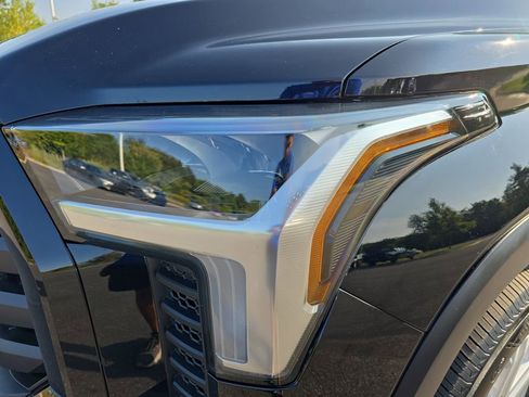 Used 2023 Toyota Tundra SR5 image 31